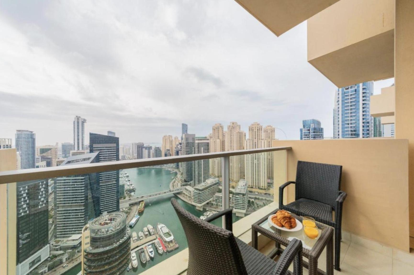 In Address Marina Residences Connected To Marina Mall دبي