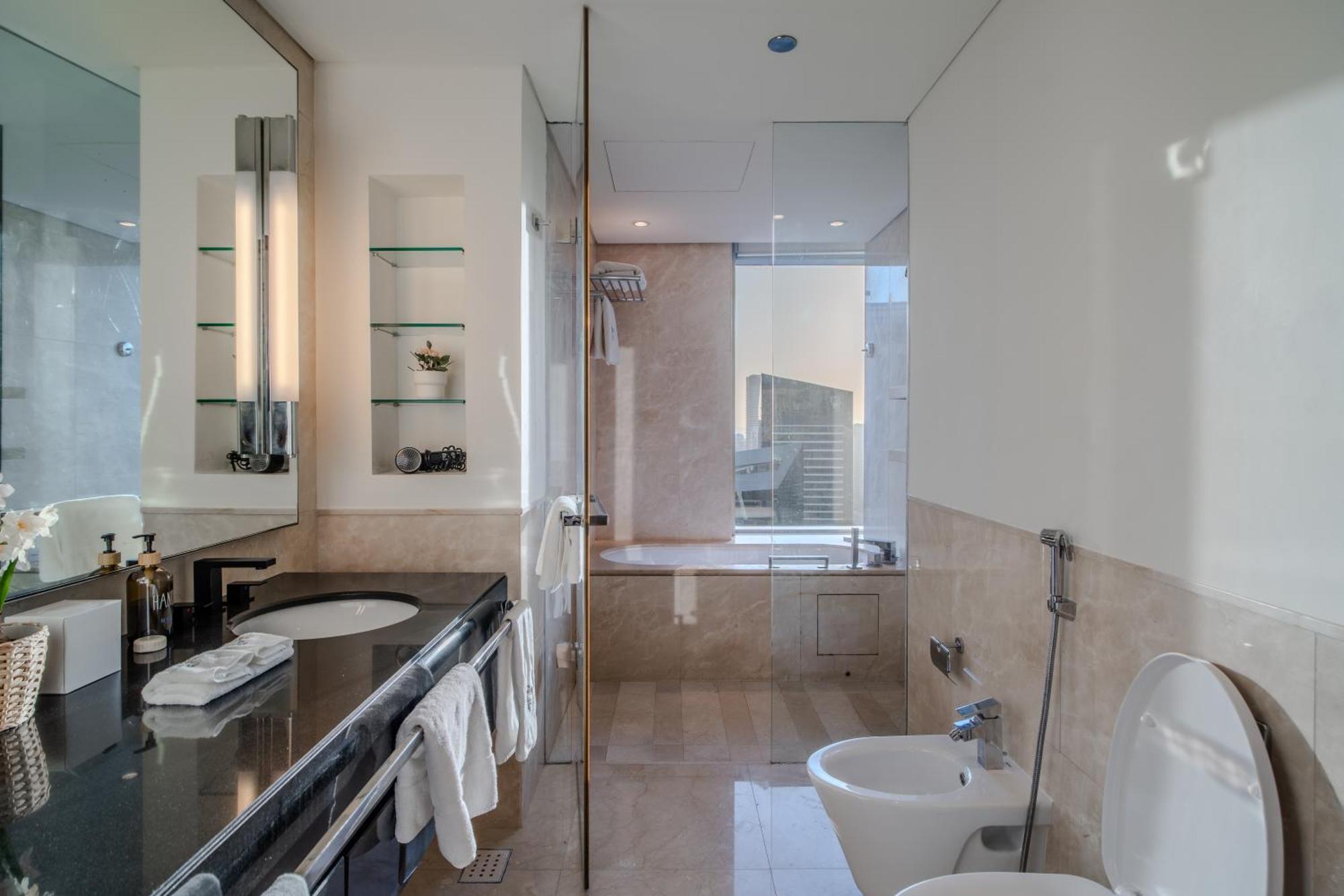 Appartamento In Address Marina Residences Connected To Marina Mall *